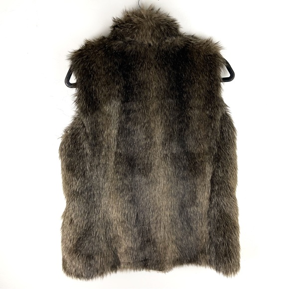 Banana Republic Faux Fur Vest with Asymmetrical Zipper Size S - Picture 3 of 8